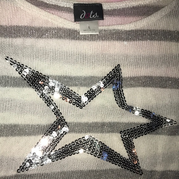 Bell sleeve star sequin sparkly knit sweater - Picture 11 of 11